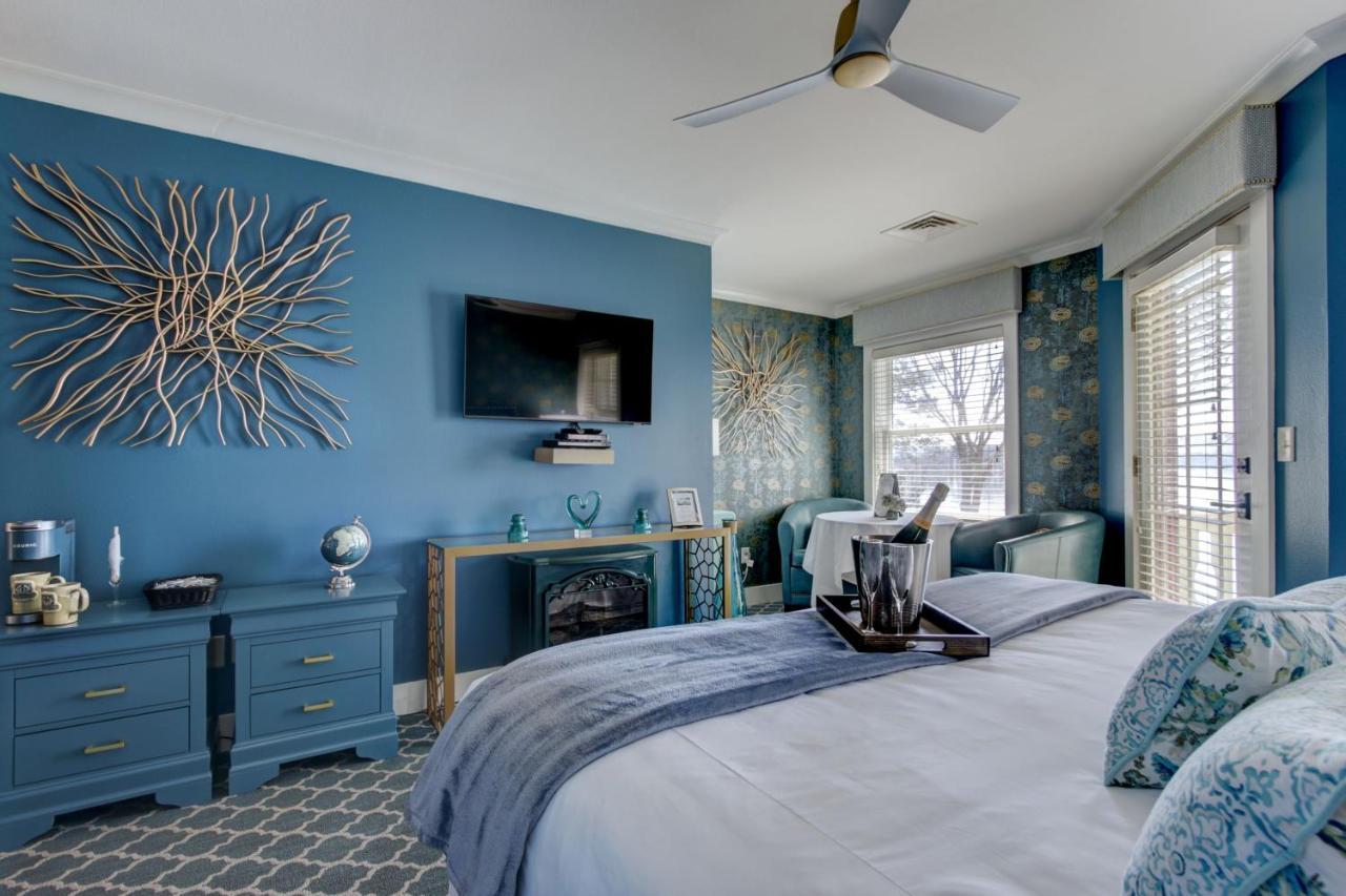 Lookout Point Lakeside Inn Hot Springs Extérieur photo