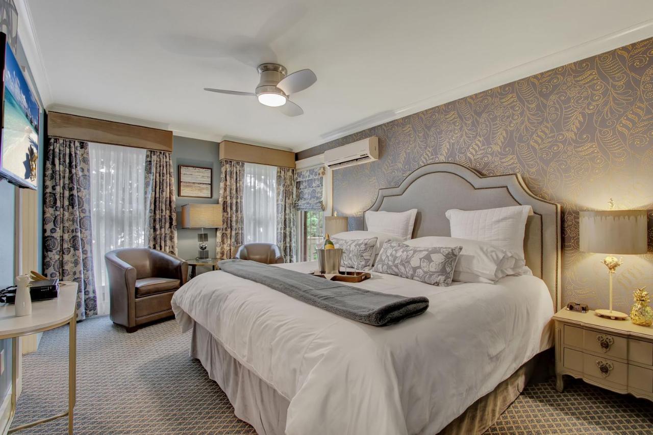Lookout Point Lakeside Inn Hot Springs Extérieur photo