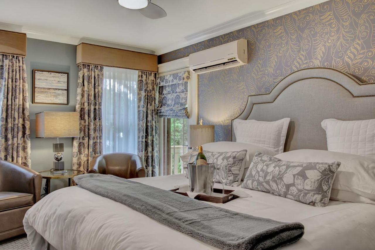 Lookout Point Lakeside Inn Hot Springs Extérieur photo