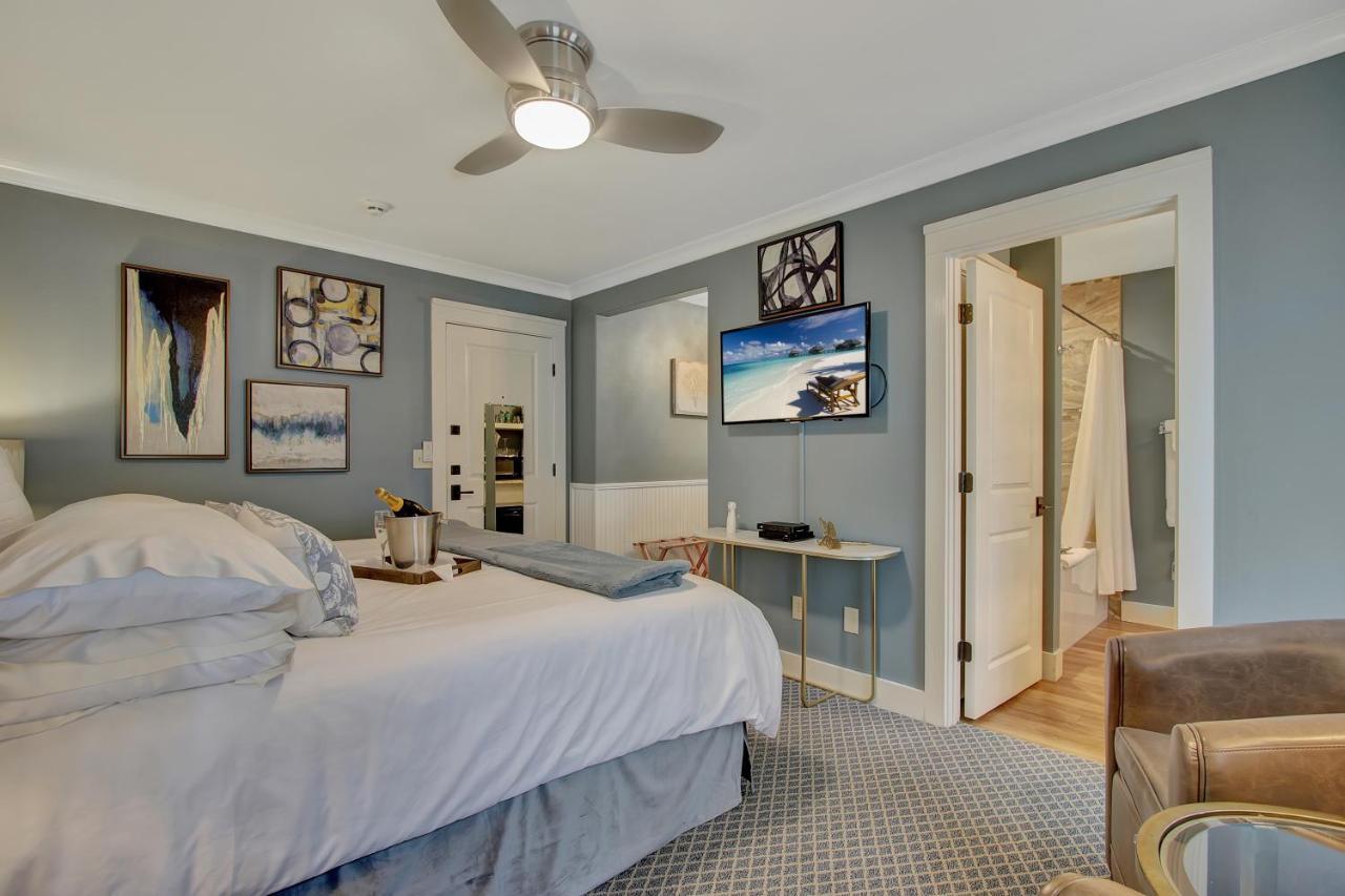 Lookout Point Lakeside Inn Hot Springs Extérieur photo