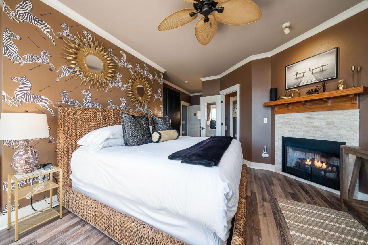 Lookout Point Lakeside Inn Hot Springs Extérieur photo