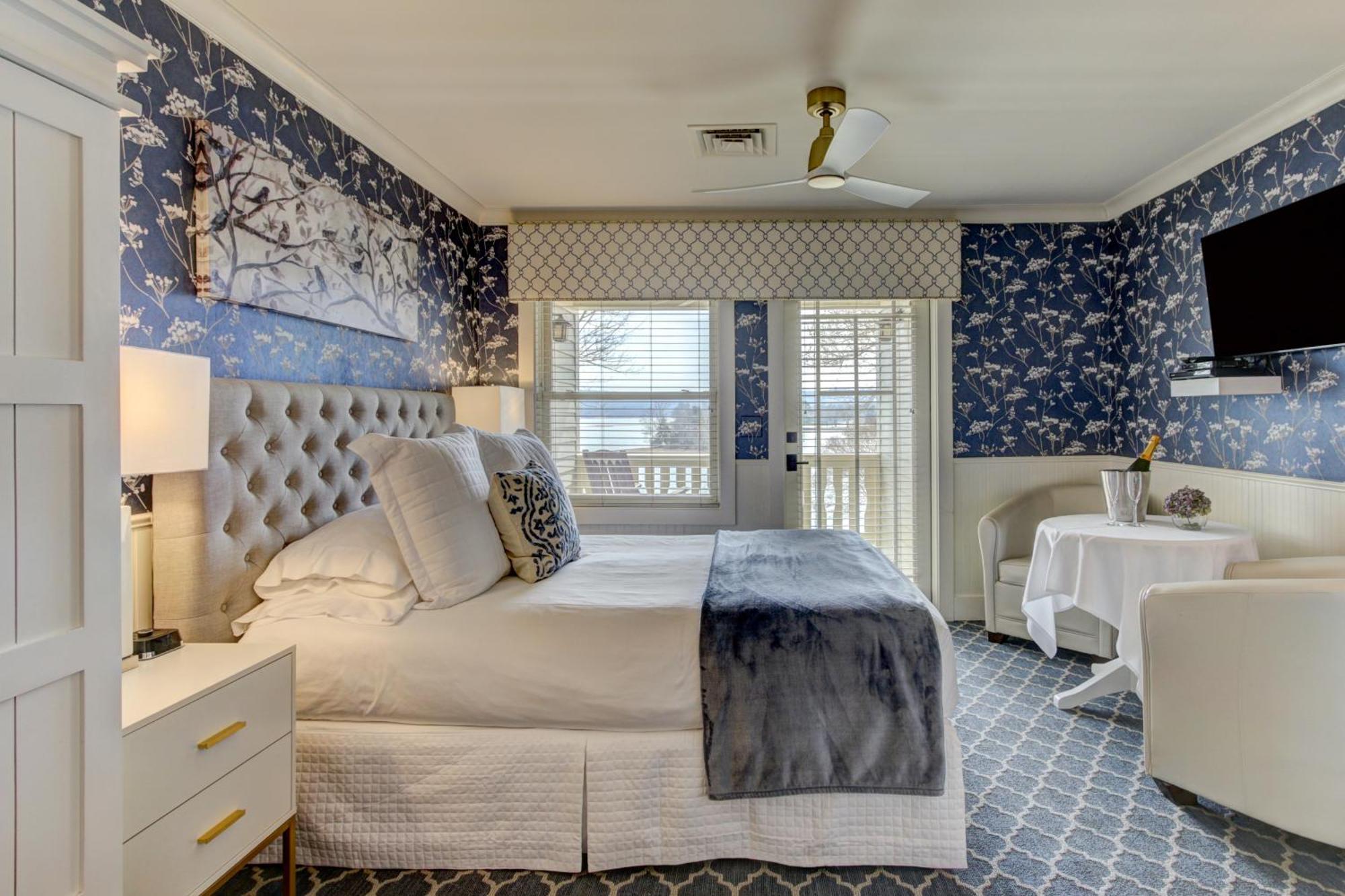 Lookout Point Lakeside Inn Hot Springs Extérieur photo